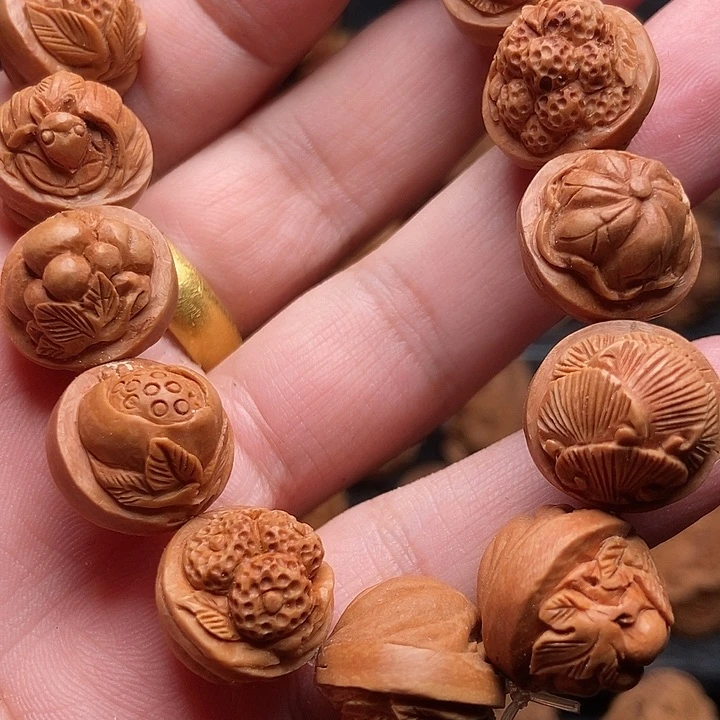 纯手工龙纹多宝手串