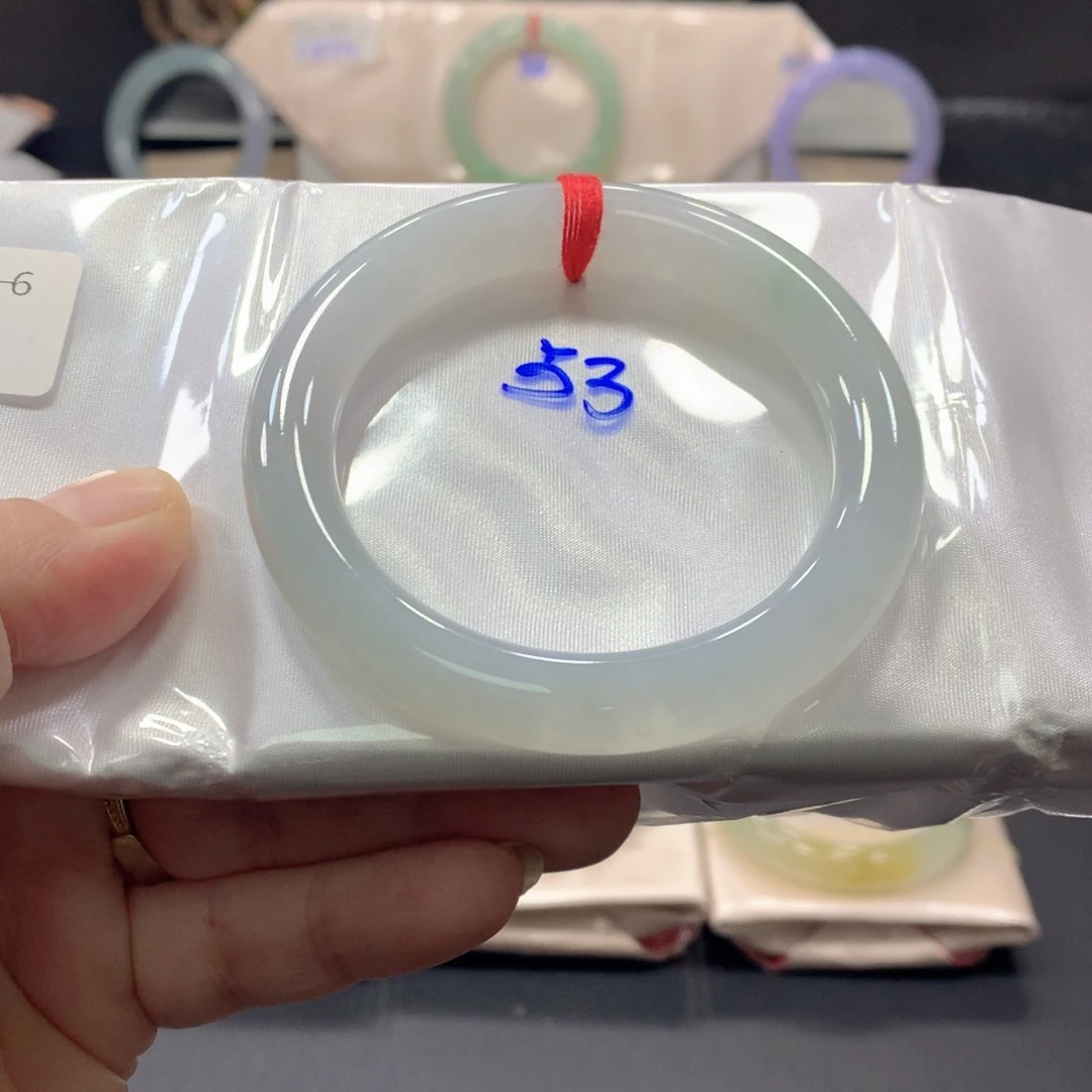 未镶嵌手镯翡翠53圈口