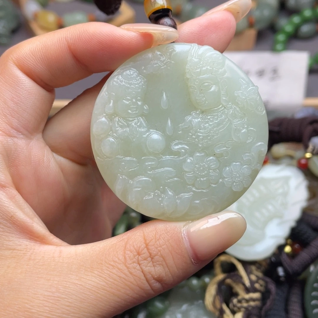 和田玉颈饰未镶嵌