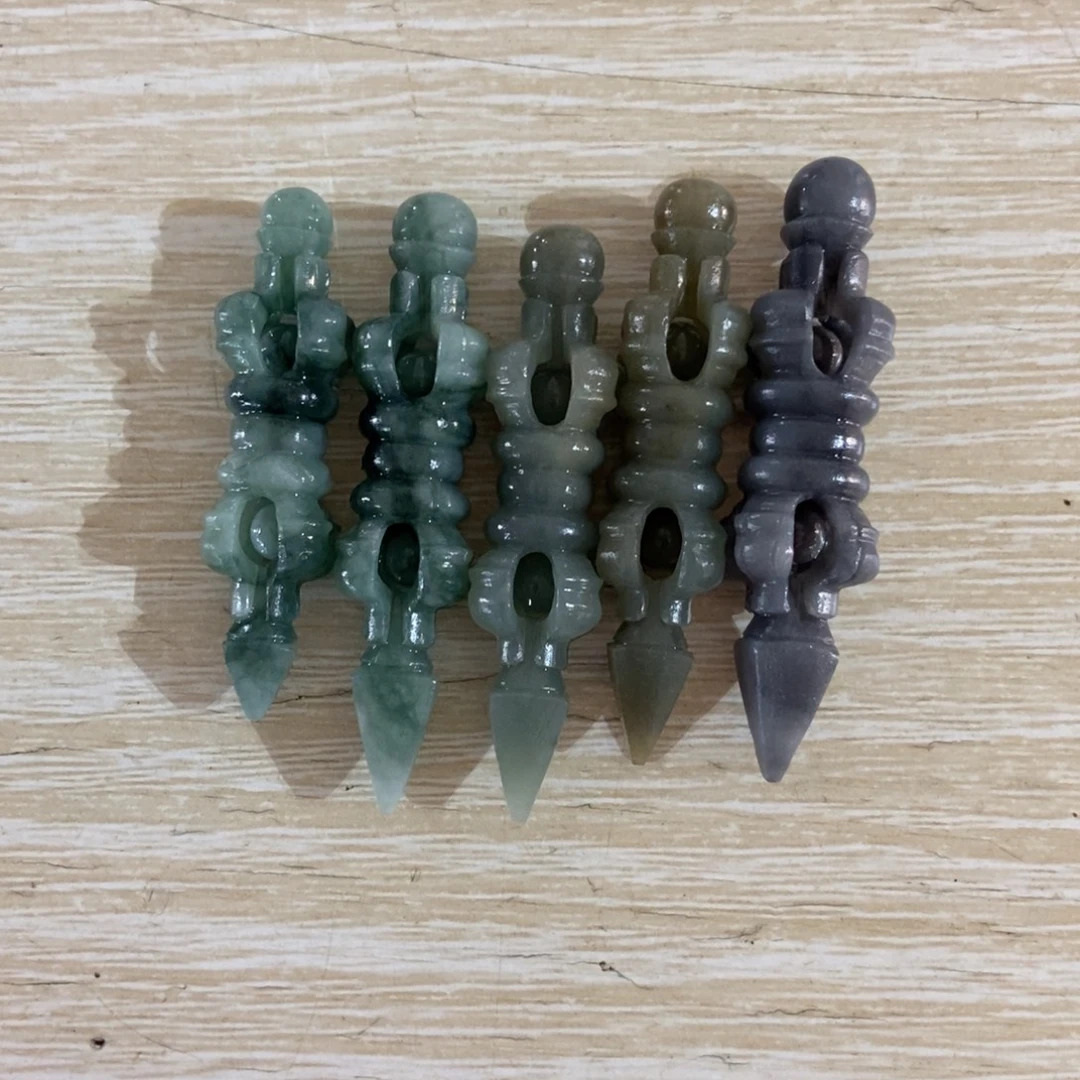 蓥****定制翡翠未镶嵌翡翠