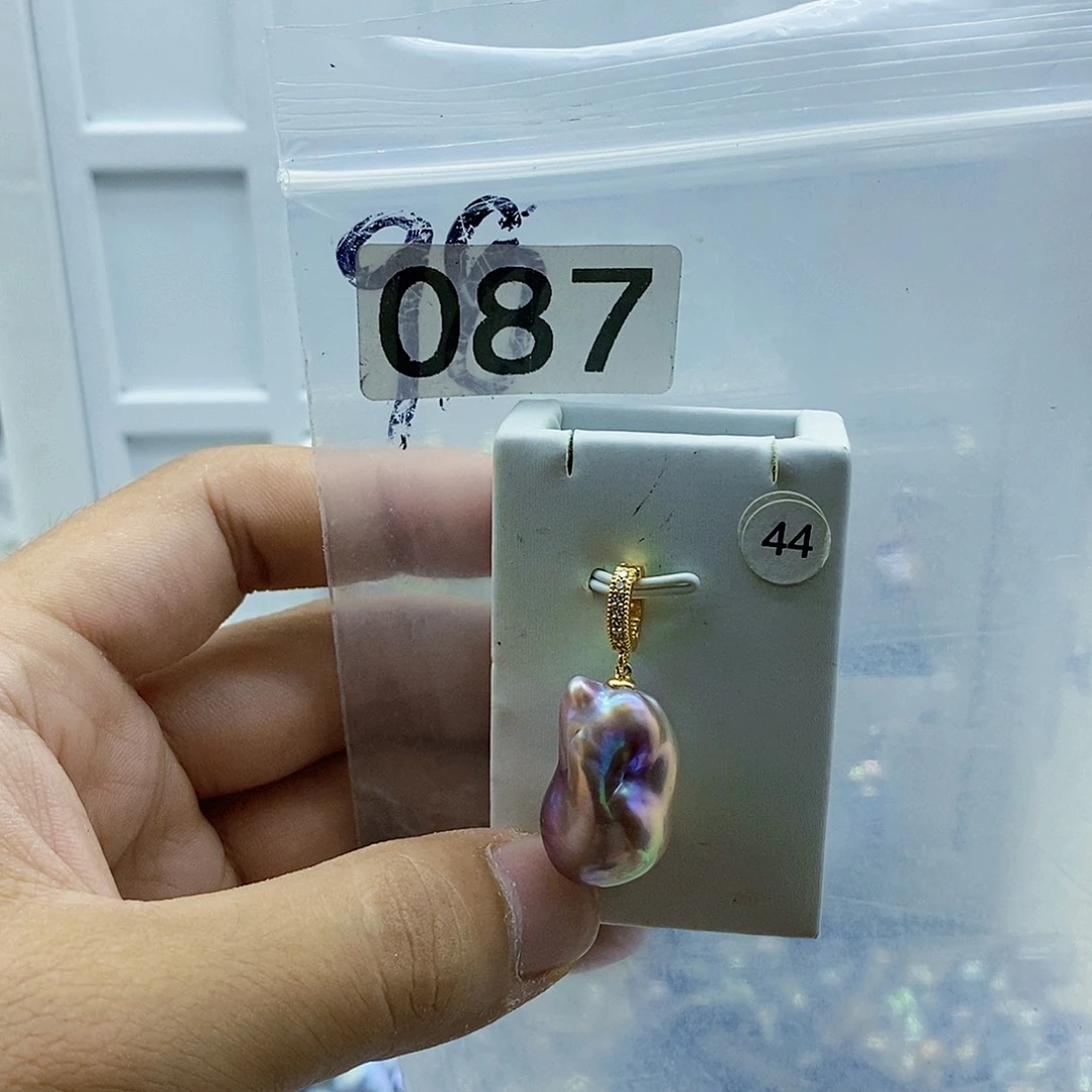 淡水珍珠合金颈饰