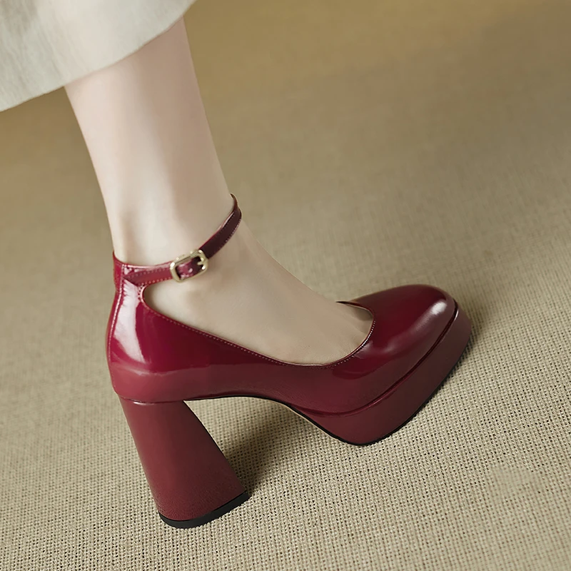 小个子增高9.5cm~酒红色玛丽珍高跟鞋女一字带防水台真皮浅口单鞋