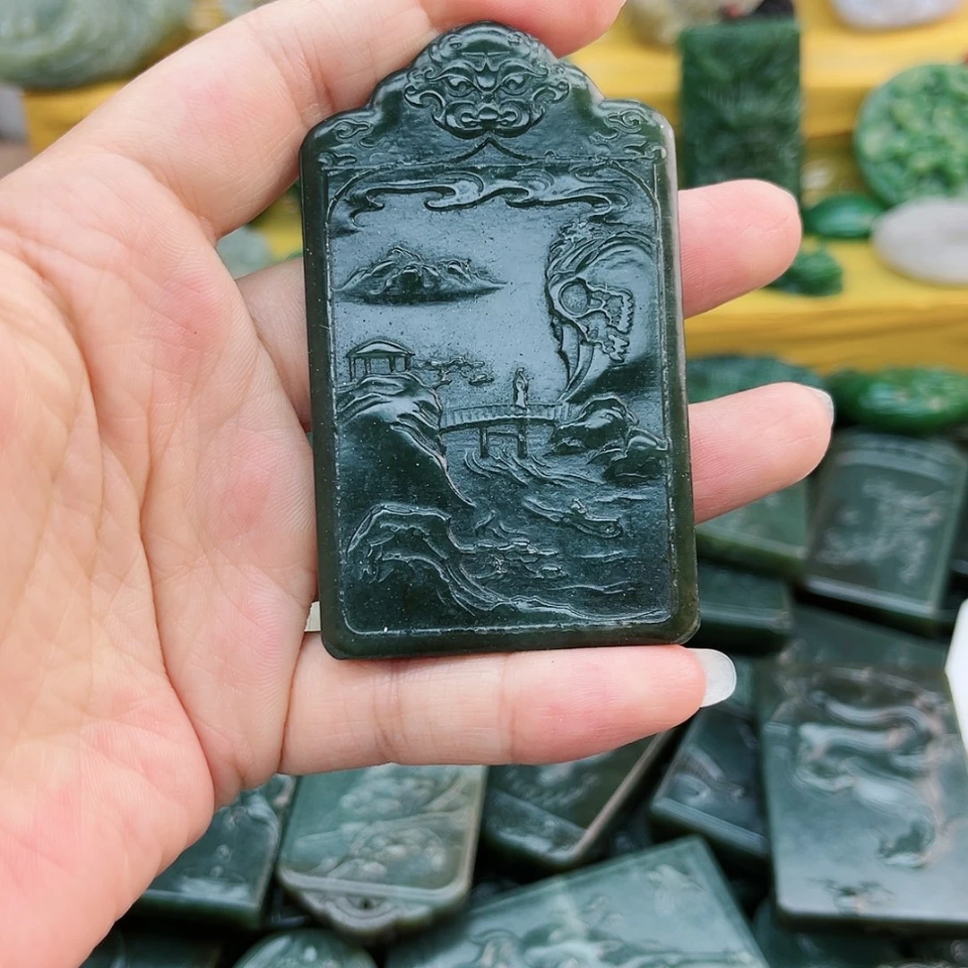 和田玉未镶嵌颈饰