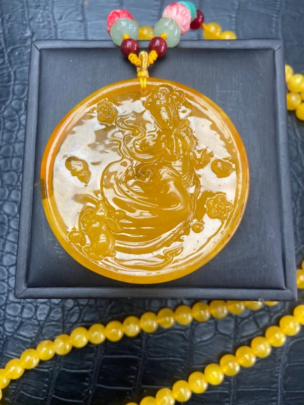 【镇店收藏 正品保障】812精美黄色嫦娥奔月吊坠