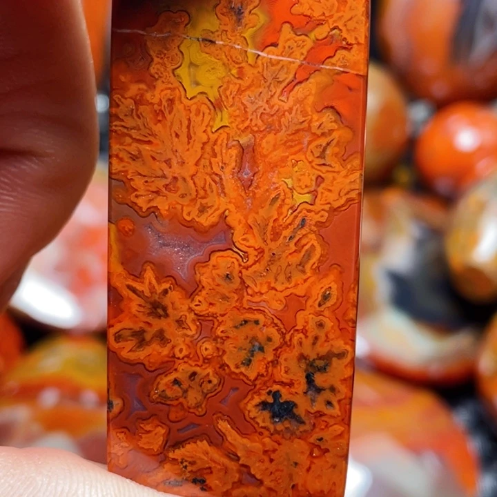 玛瑙/玉髓战国红玛瑙挂件未镶嵌