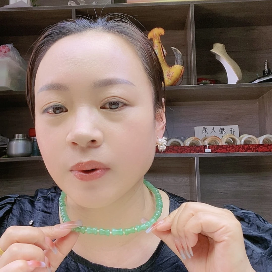【闪购商品】石英质玉手镯未镶嵌