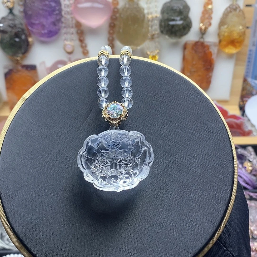 未镶嵌颈饰水晶蓝针如意锁狐牌