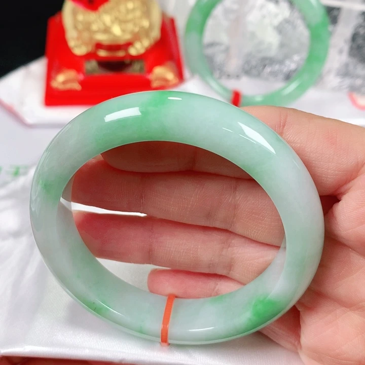 未镶嵌手镯翡翠   编号0245 正圈53+