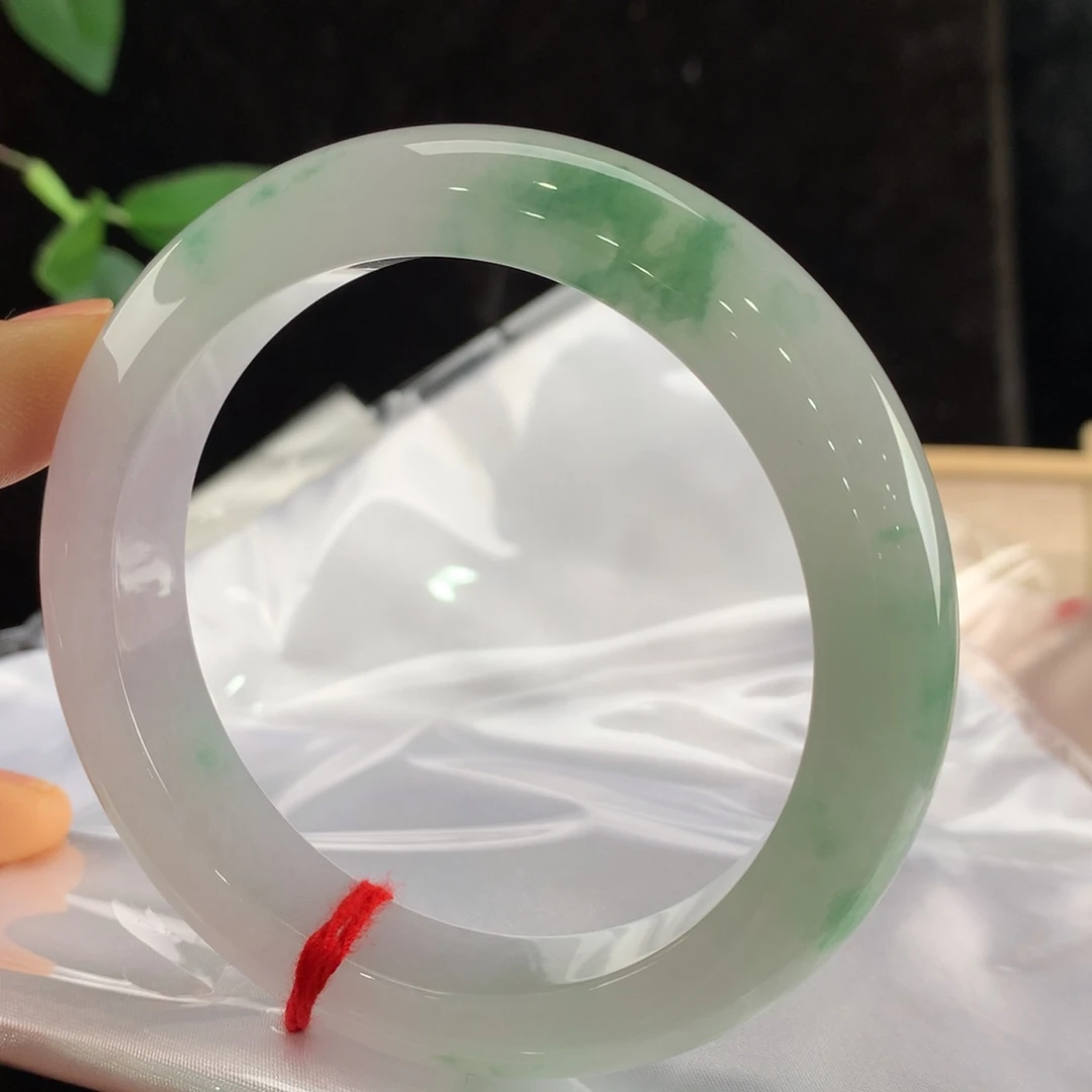 翡翠手镯未镶嵌111-0179