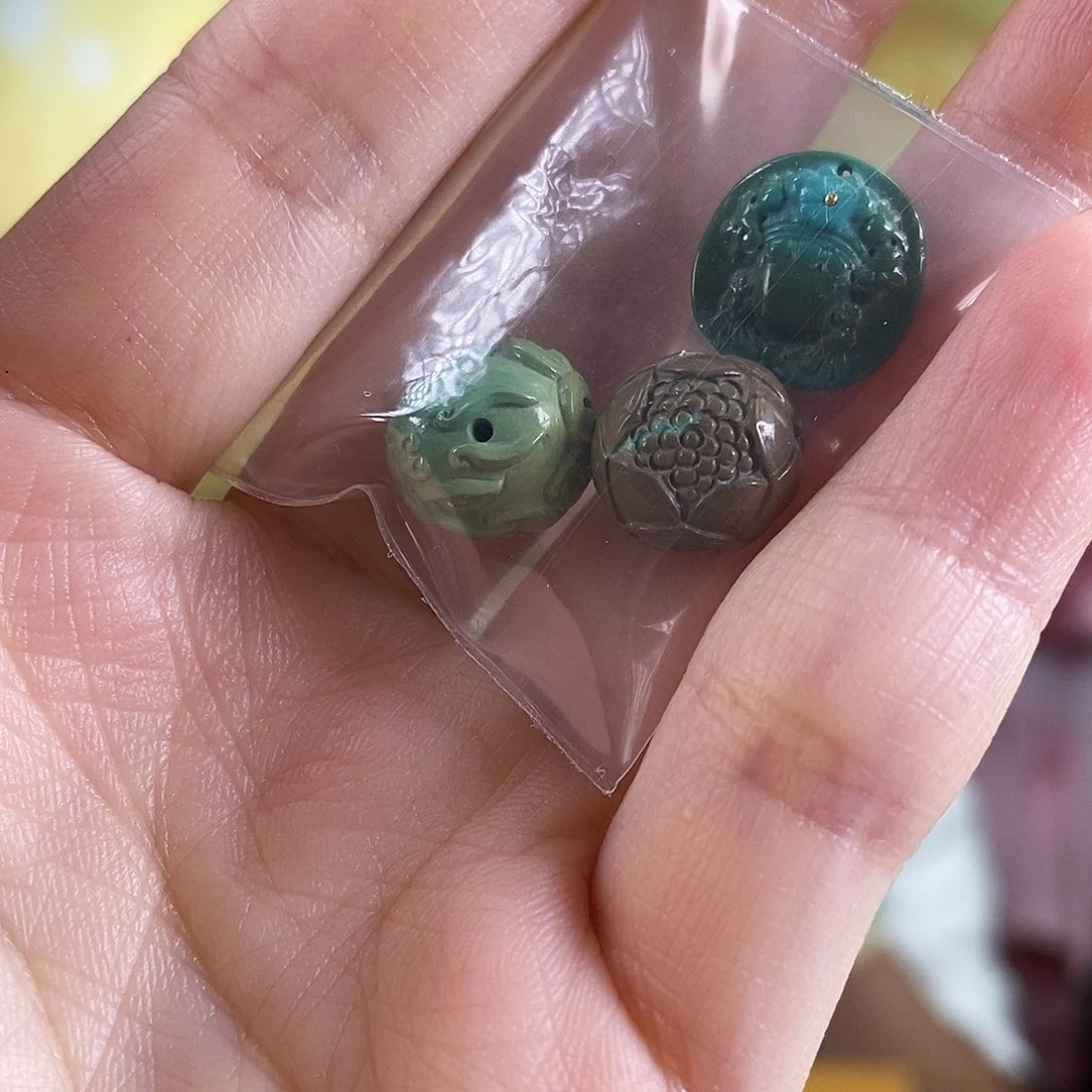 未镶嵌绿松石珠宝奇石