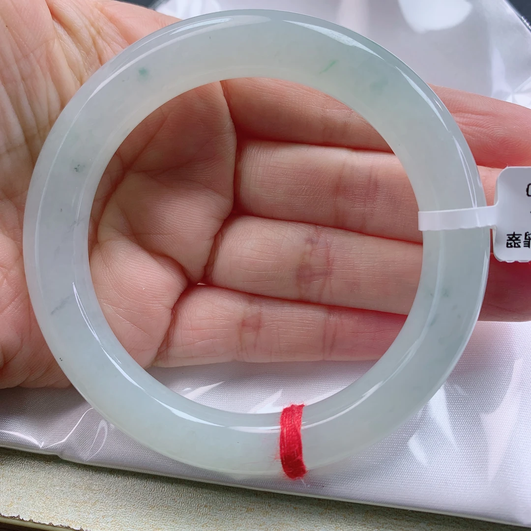 55.8圈口天然缅甸A货翡翠冰飘花水润圆条手镯女玉镯子