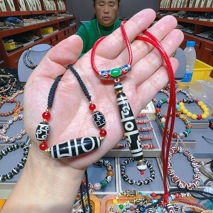 未镶嵌玛瑙/玉髓珠宝奇石