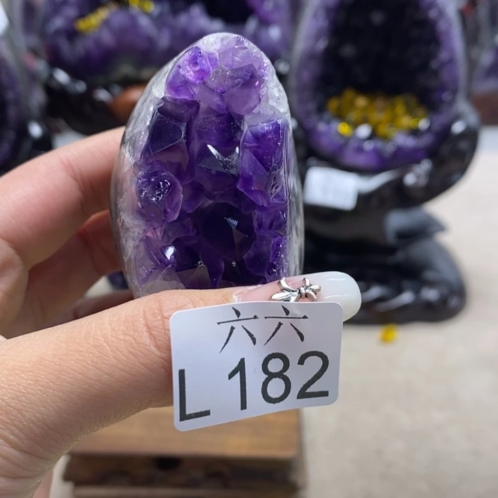 未镶嵌水晶大型摆件（非配饰）摆件