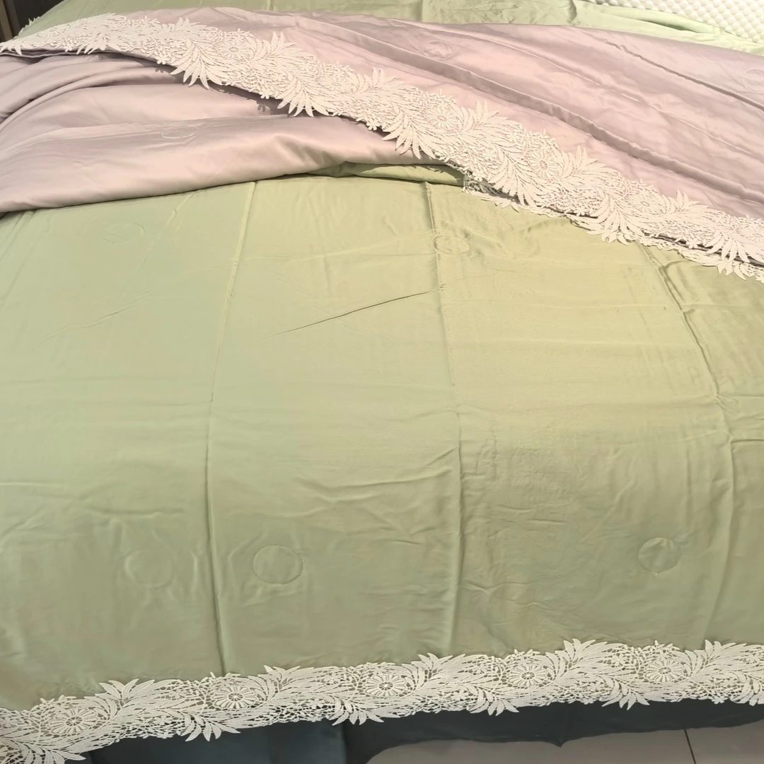 蕾丝边抗菌夏被轻奢机洗夏凉被