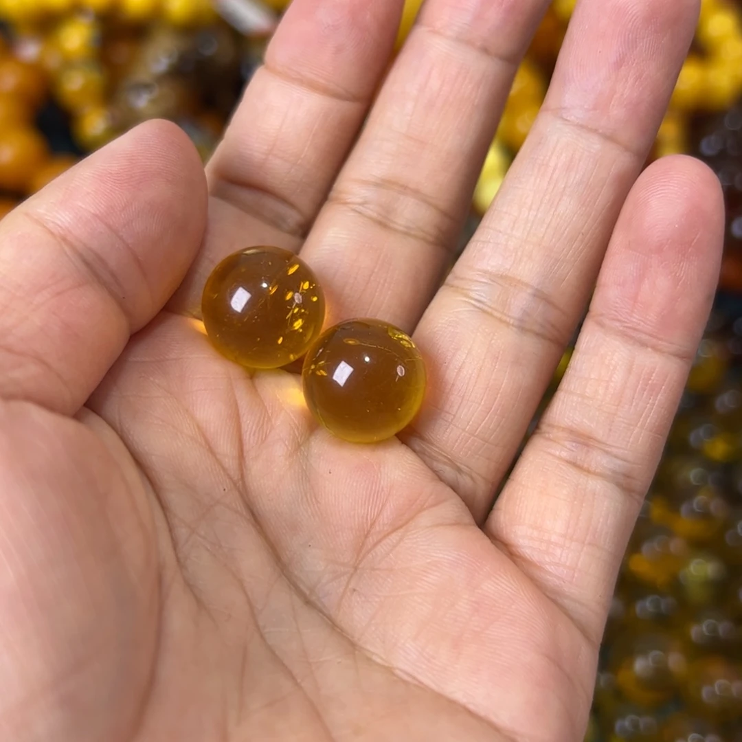 挥***去未镶嵌琥珀珠宝奇石527