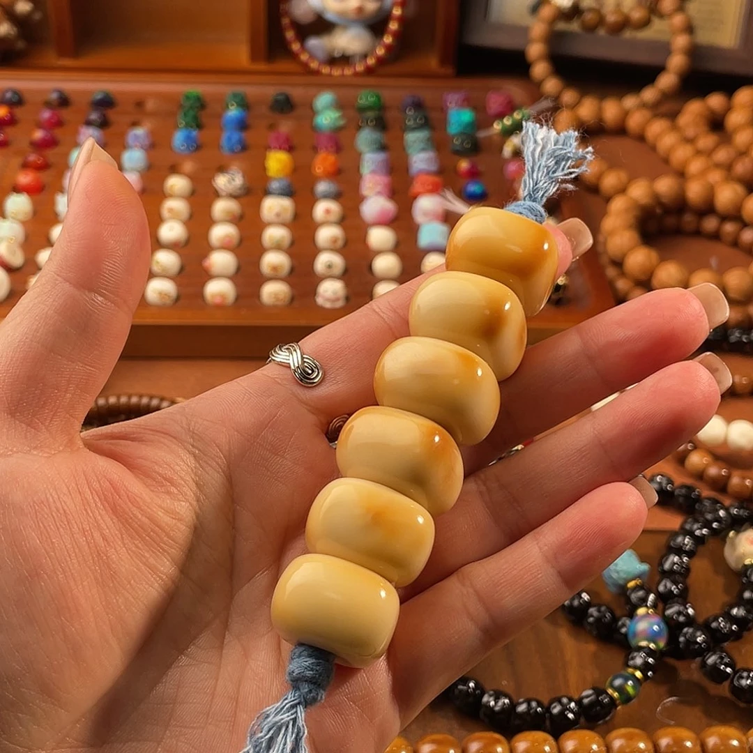 吊坠椰蒂7777777777777