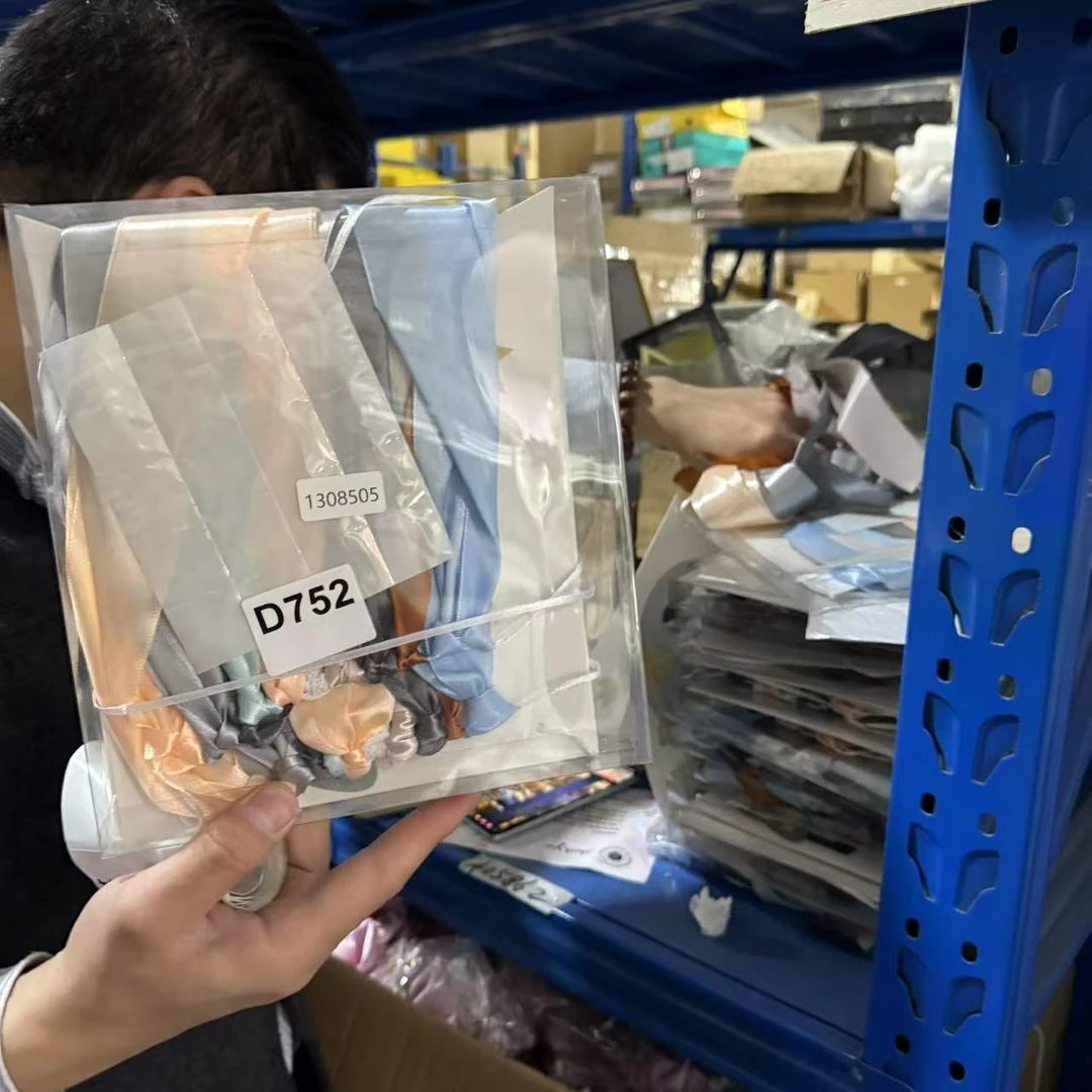 B752装/饰玩/具库存尾货置物架（六楼）