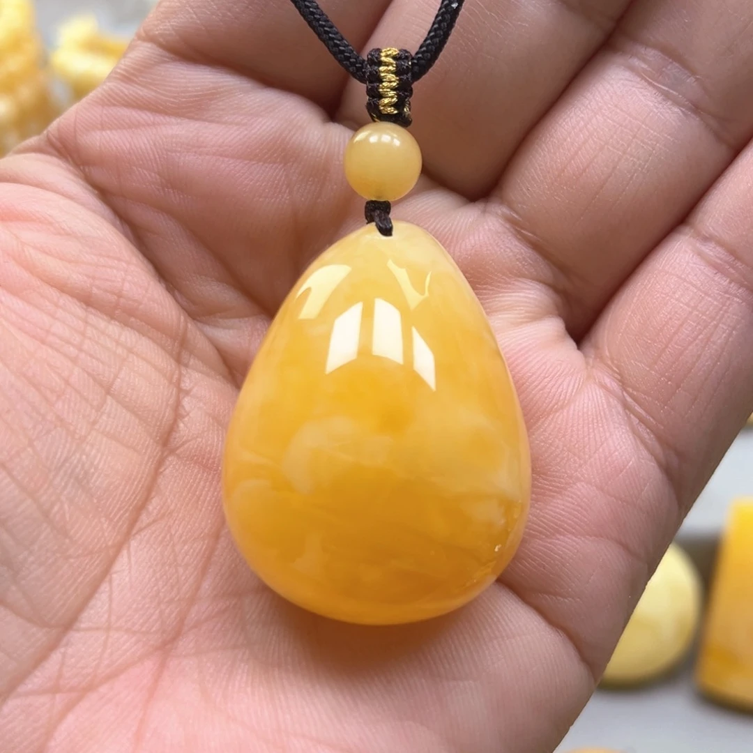 琥珀颈饰未镶嵌吊坠
