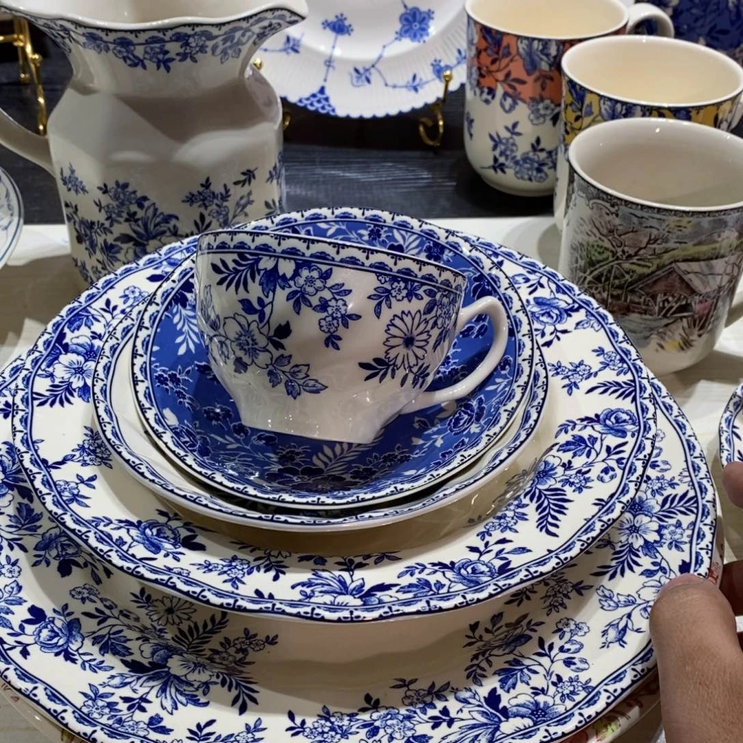 K***y瓷全新青花咖啡杯碟