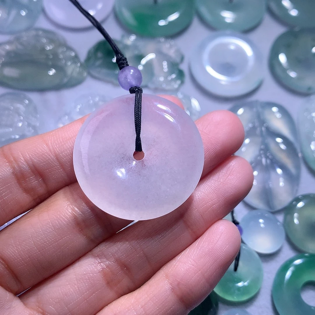 【闪购商品】翡翠颈饰未镶嵌扣