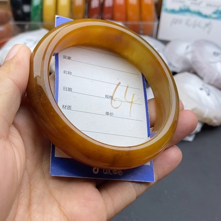 石英质玉未镶嵌手镯