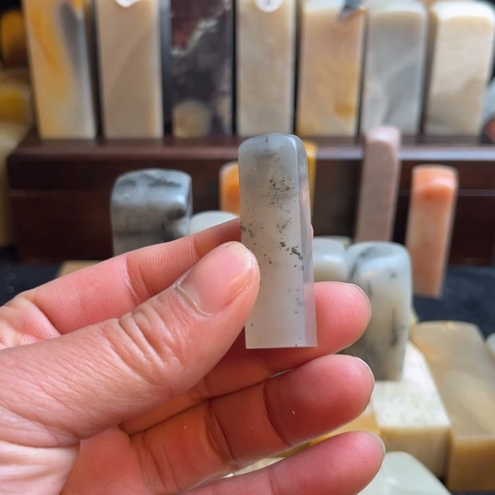 昌化石印石阿****）昌化石昌化石