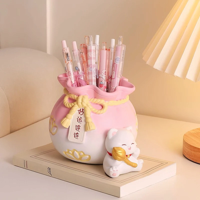 招财猫笔筒可爱治愈摆件办公室书桌面装饰品情绪稳定生日礼物实用