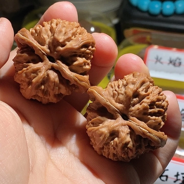 【闪购商品】吊坠文玩核桃蚂蚁沟