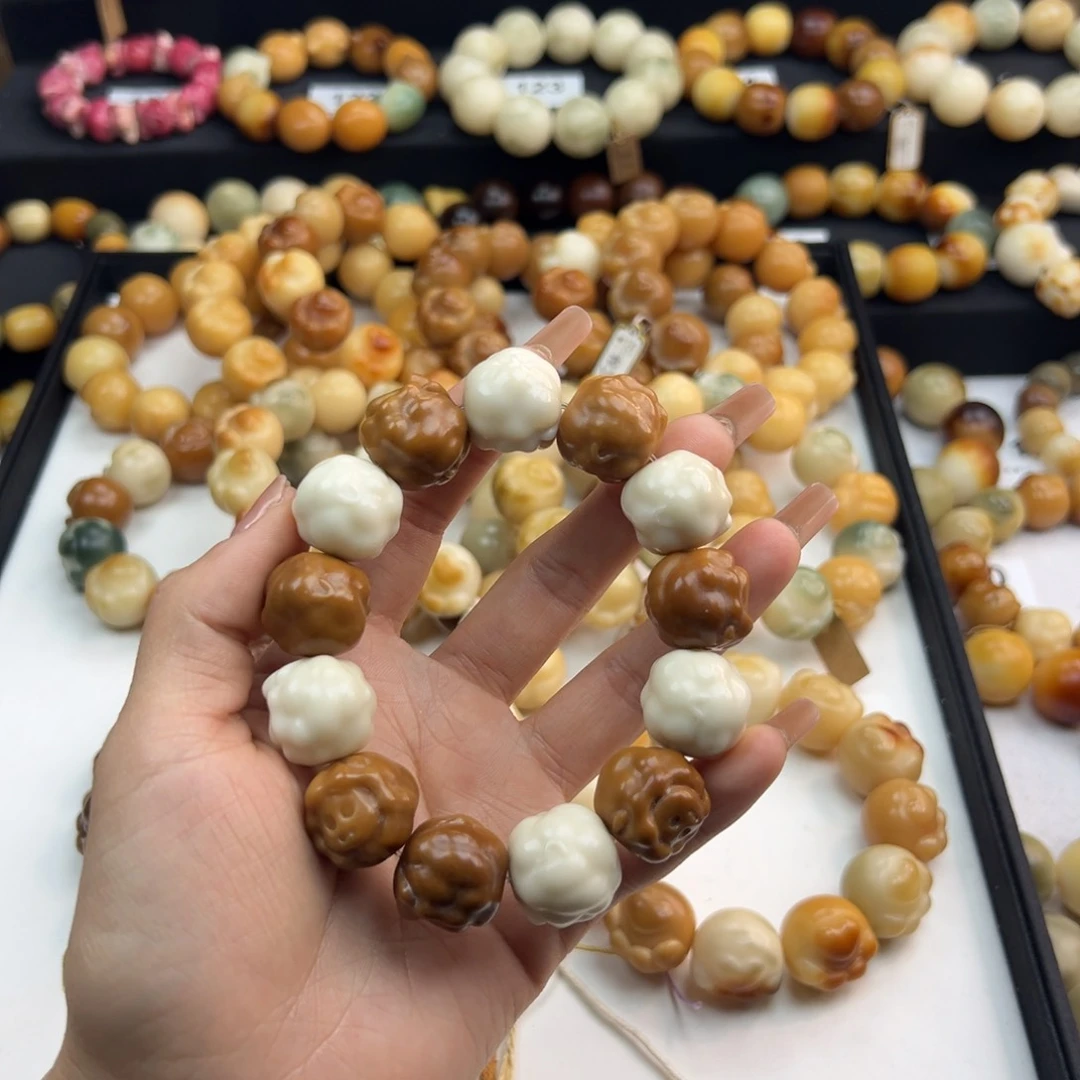 白玉菩提手串知**温干嘛