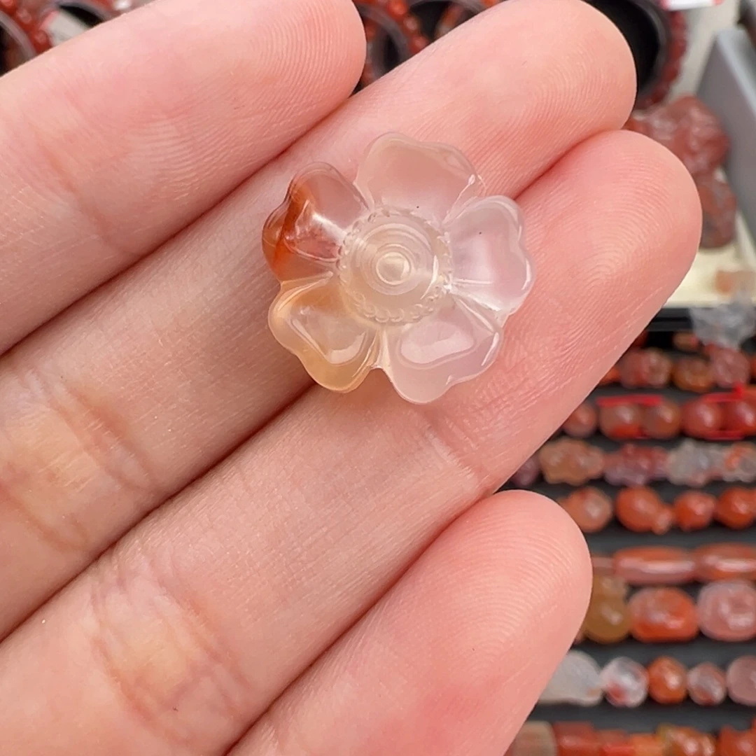 南红玛瑙未镶嵌颈饰花