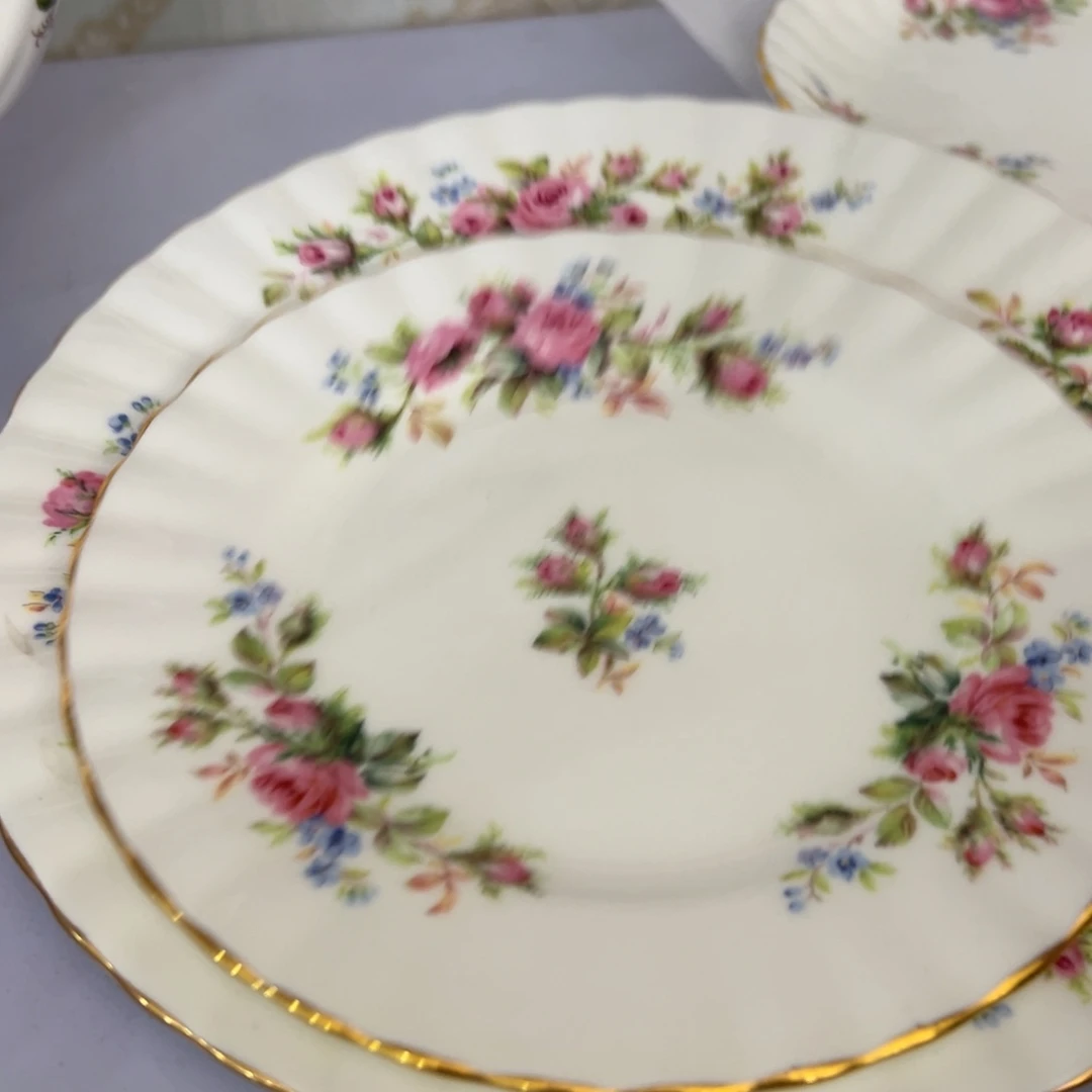 瓷片中古默认微瑕。