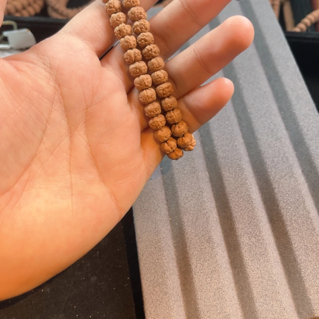 先***生金刚菩提吊坠佛手