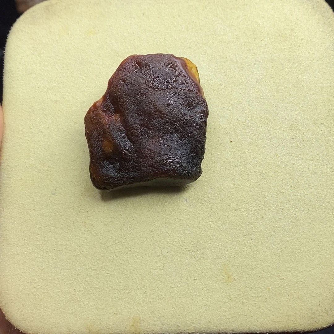 定制蜜蜡未镶嵌梨