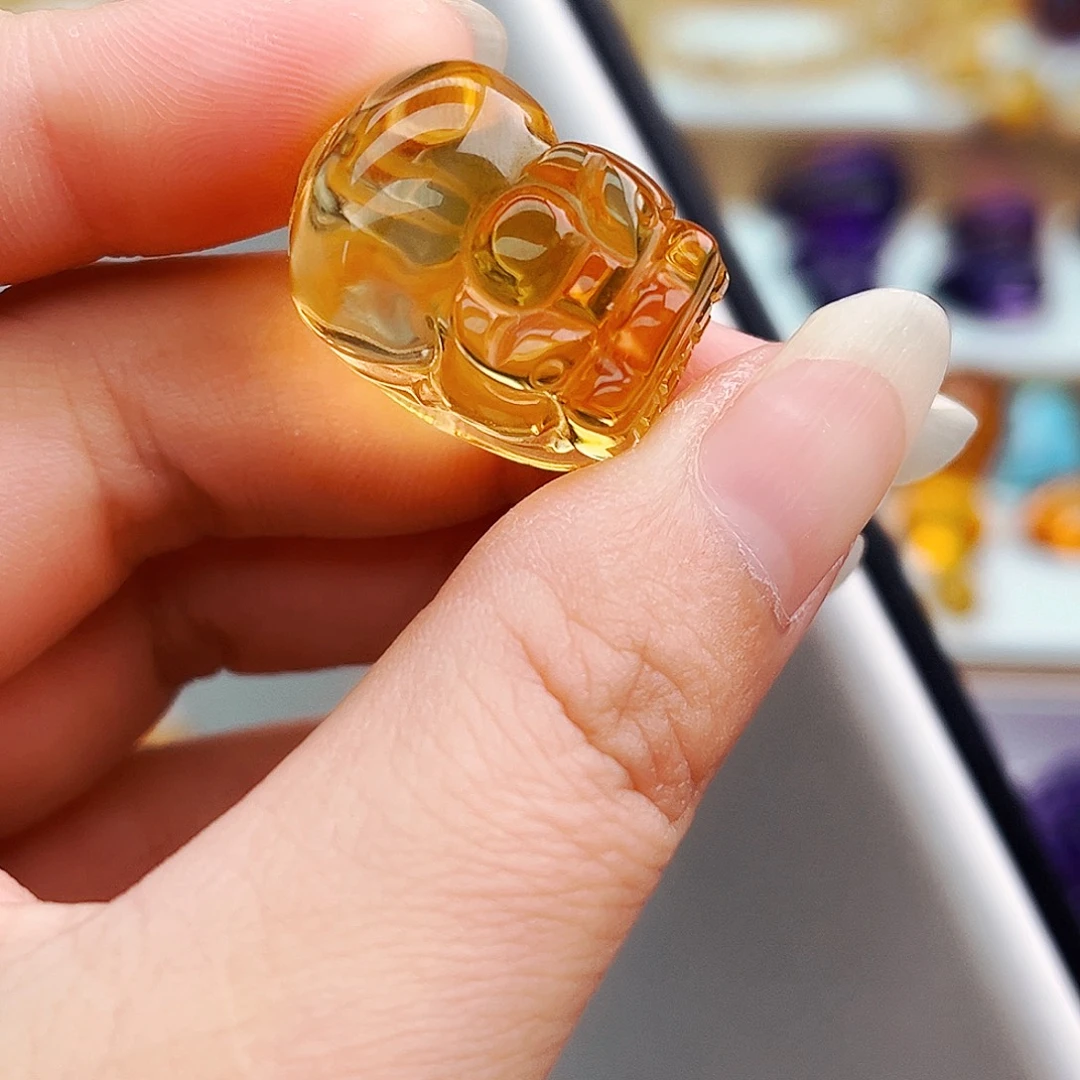 不***人未镶嵌珠宝半成品水晶天然裸石定制