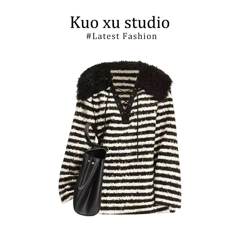 秋冬新款美式复古毛领黑白条纹毛衣女宽松百搭上衣修身显瘦短裤子