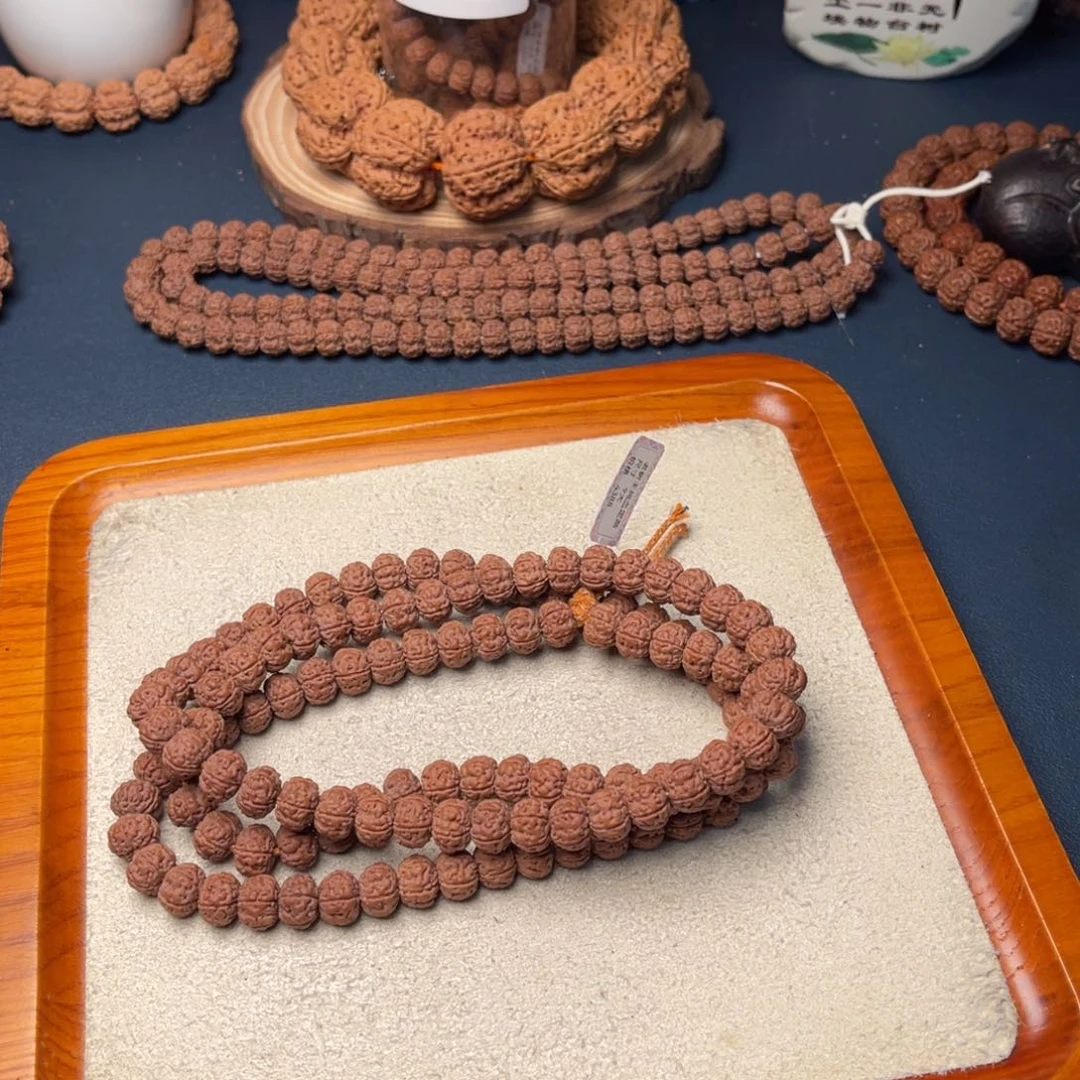 我***.金刚菩提吊坠纯血老树王108