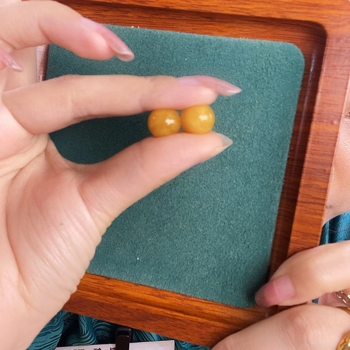 蜜蜡银S925镶嵌耳饰耳钉