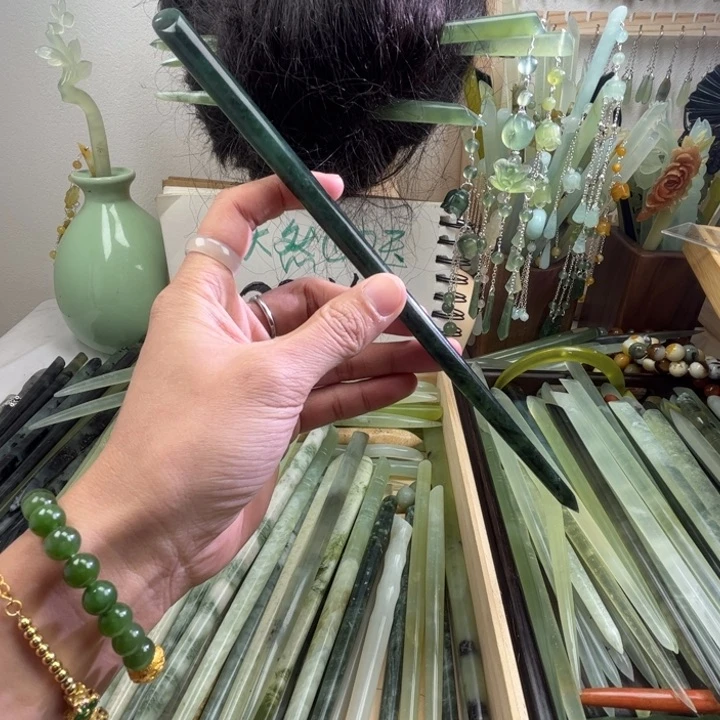 蛇纹石玉发饰未镶嵌长度23.8