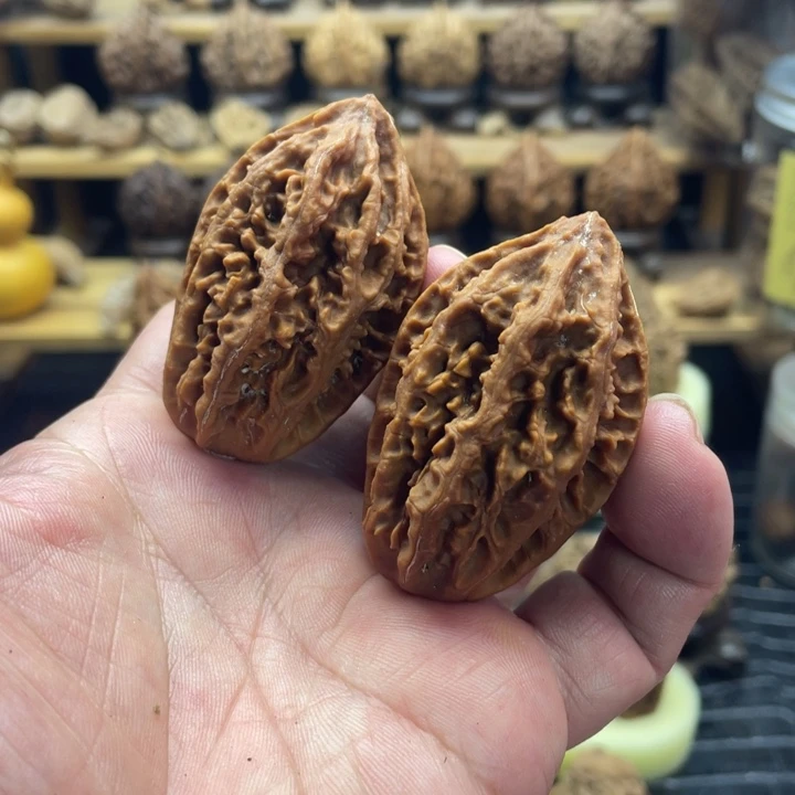 冰***川文玩核桃把件东北核桃