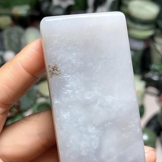 未镶嵌和田玉（糖玉）珠宝半成品