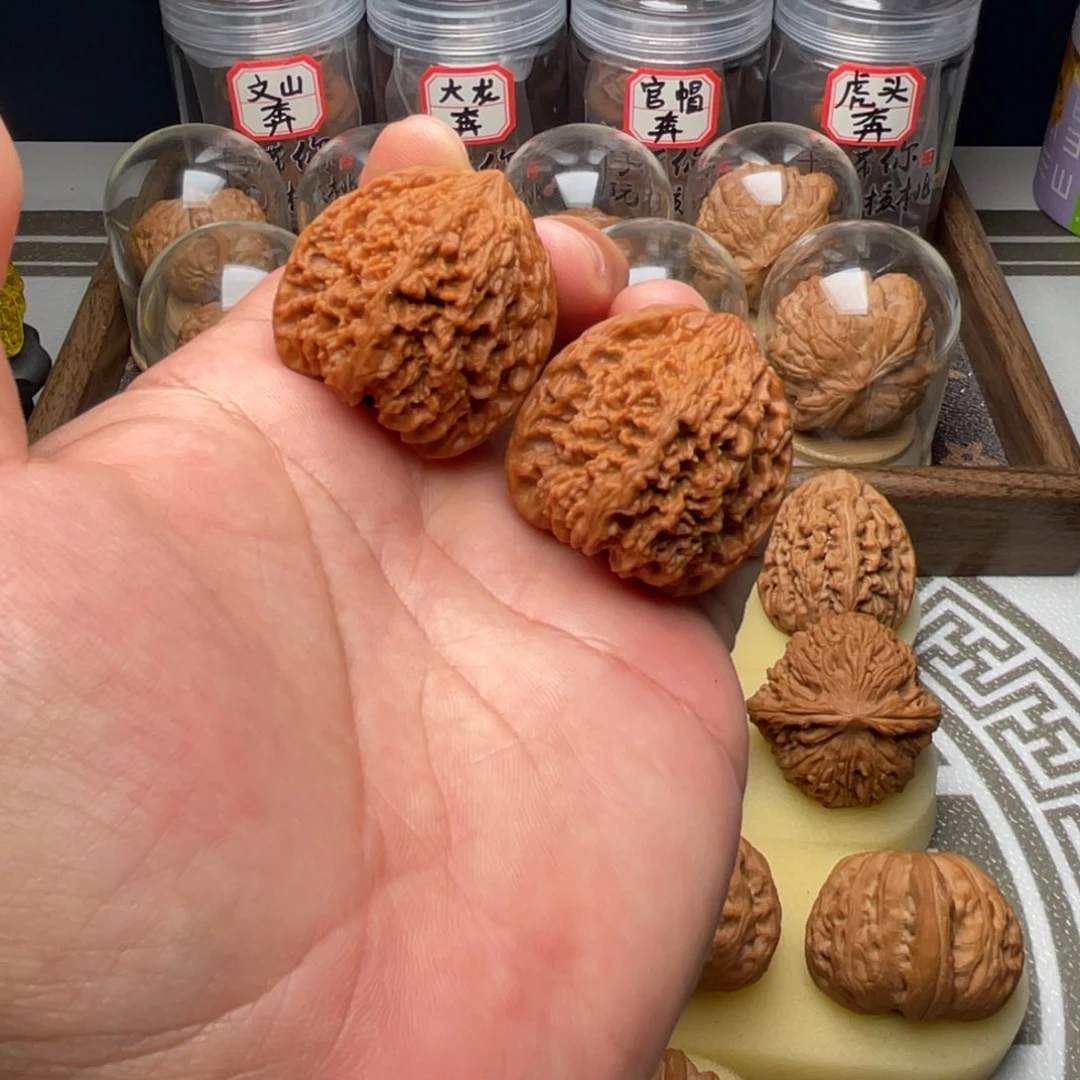 文玩核桃吊坠34+全品精配满天星