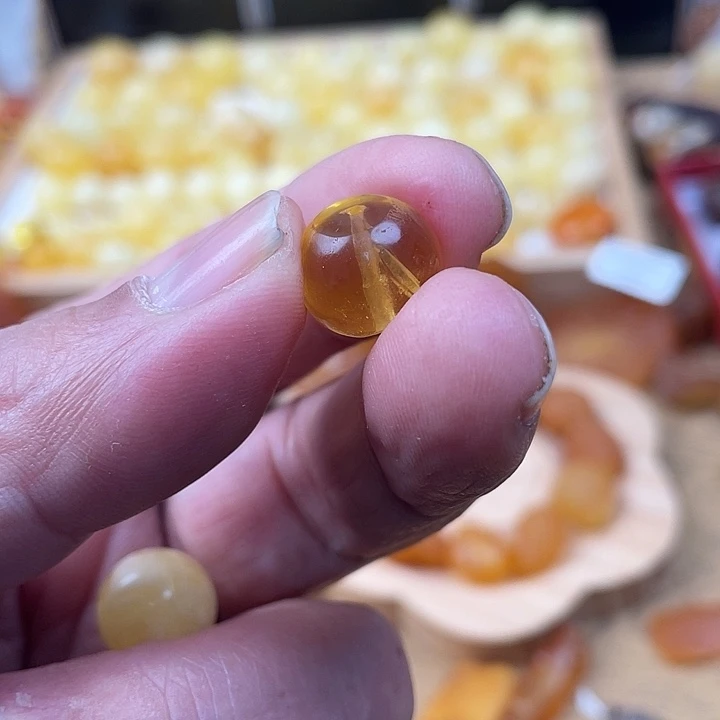 琥珀未镶嵌戒指吊坠