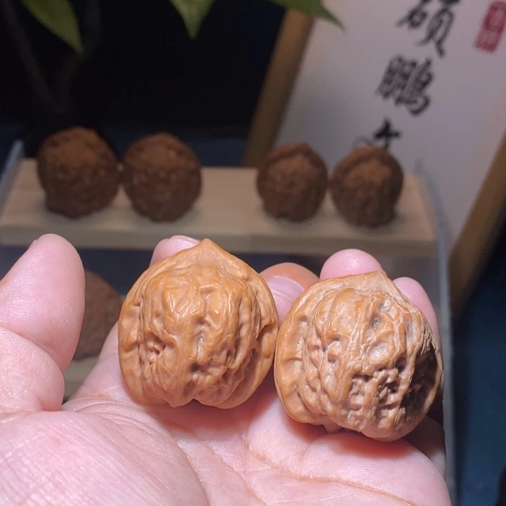 文玩核桃吊坠全品战马