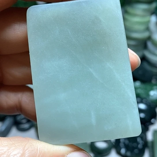 未镶嵌和田玉（糖玉）珠宝半成品