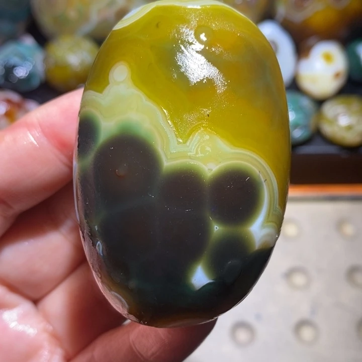 未镶嵌玛瑙/玉髓珠宝奇石