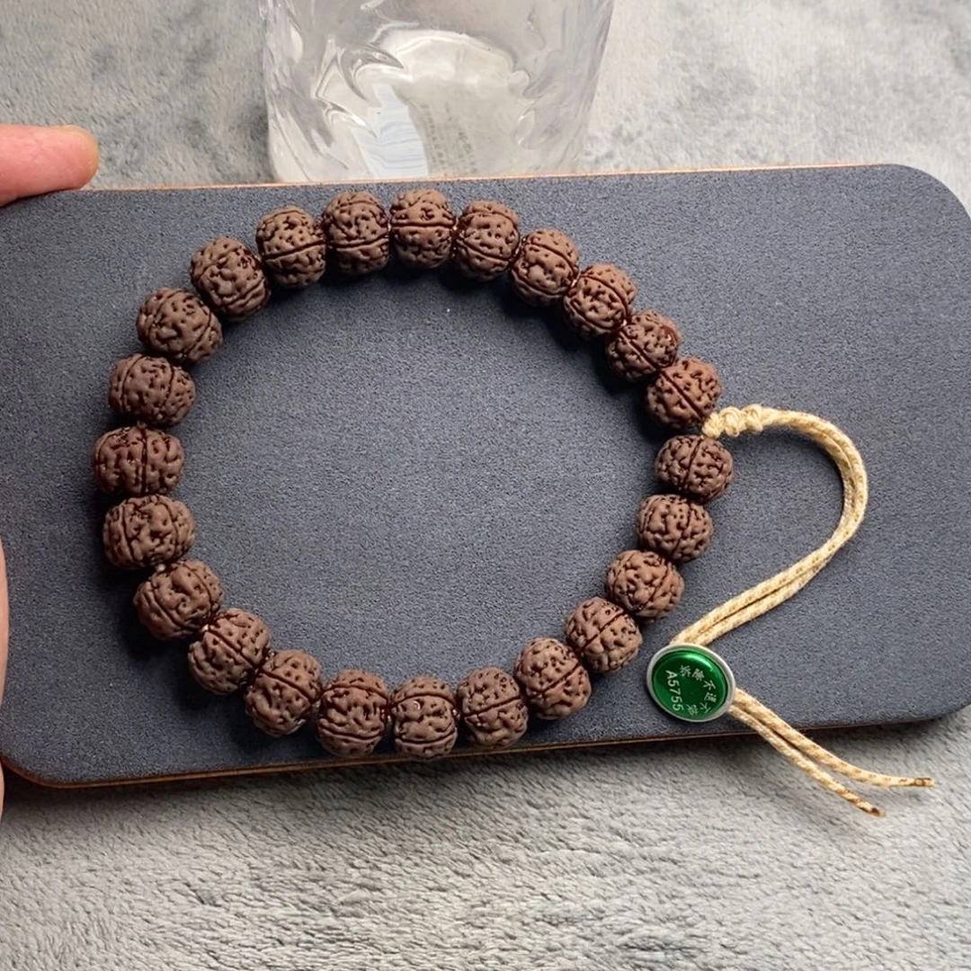 九***一金刚菩提吊坠老树王