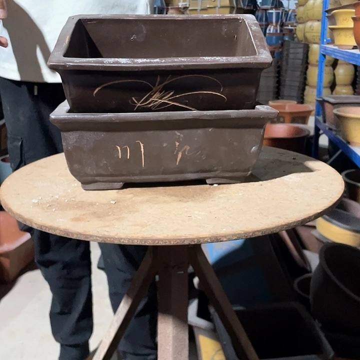 26-26棕色马槽花盆