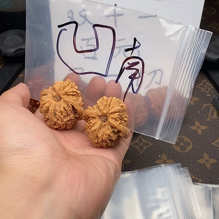 吊坠文玩核桃我63864949669469749