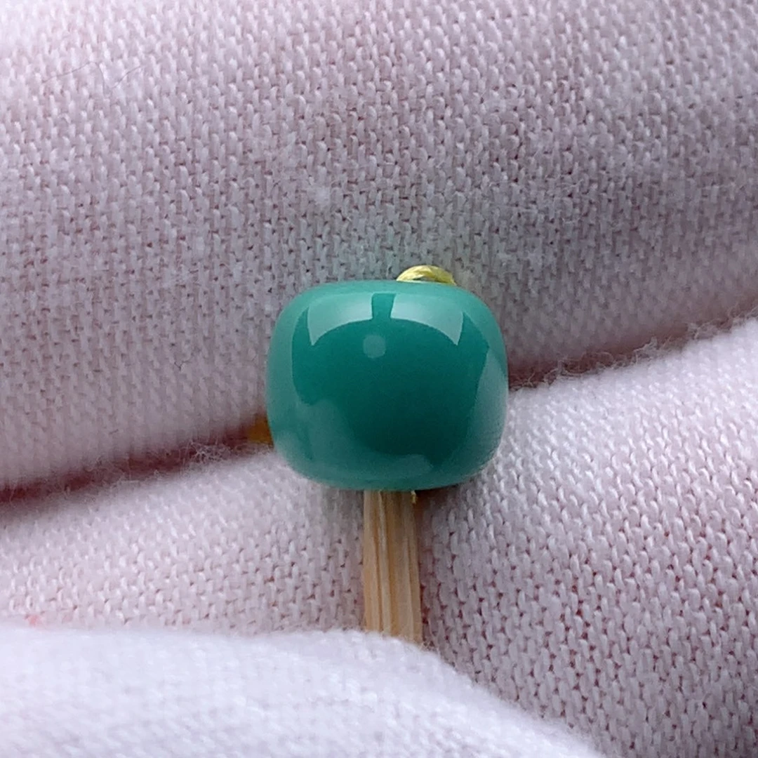 绿松石未镶嵌珠宝奇石7.6