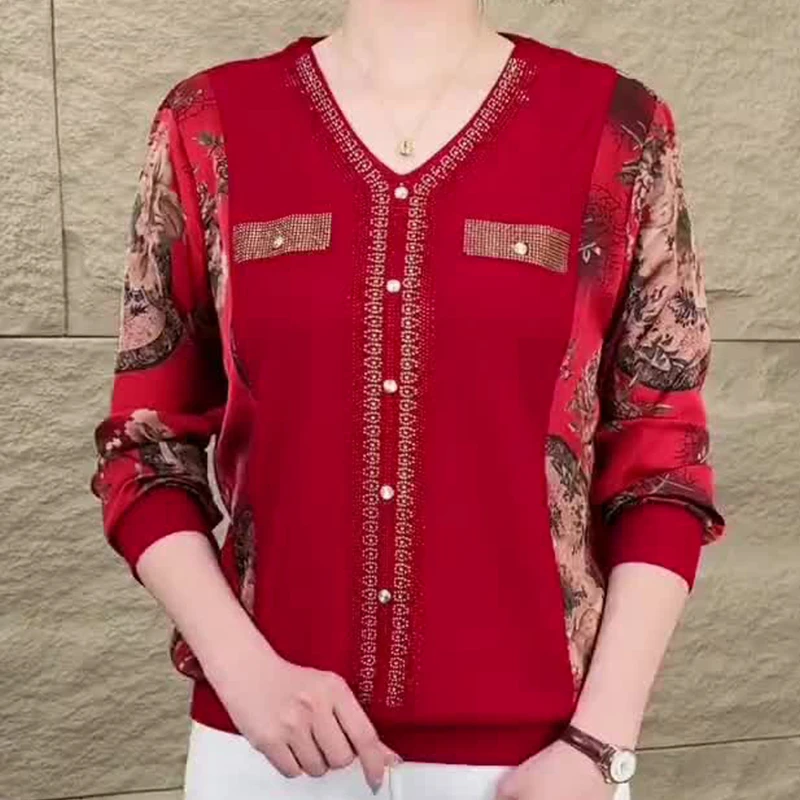 春夏新款洋气V领烫钻时尚百搭妈妈装气质显瘦长袖大码T恤遮肚上衣